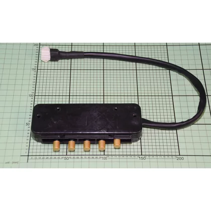 Wyłącznik Isostat do okapu Amica MQ Retro 1044557