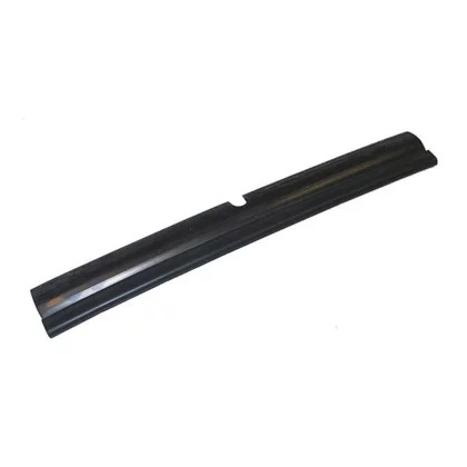 Dolna uszczelka drzwi do zmywarki Whirlpool 45 cm 481990500046 C00340439