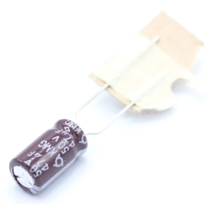 Elementy elektryczne do pralek r Kondensator elektrolityczny do pralki Samsung 47 uF 50 V 2401-002438