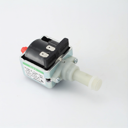 Pompa ciśnieniowa do ekspresu do kawy Ariston / Indesit / Hotpoint / Whirlpool EP5/S 120 V 60 Hz C00144361 488000144361