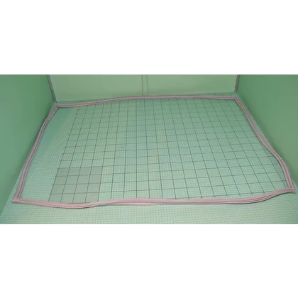 Uszczelka magnetyczna drzwi chłodziarki Amica 1036329