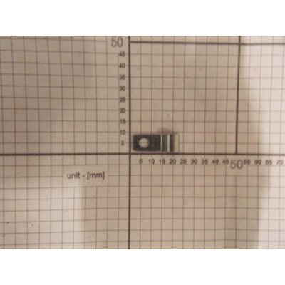 Zatrzask klapki do kuchenki Amica (9053204)