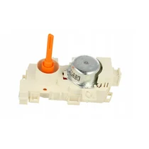 Zawór trójdrożny pompy myjącej do zmywarki Whirlpool / Indesit 481010745147 C00326392