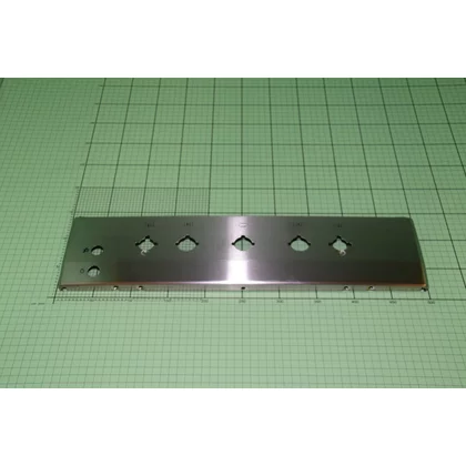 Elementy obudowy Front przedni do kuchenki Amica TRLX MV-OZ 5DY 58-G bez logo srebrny 3114 9062277