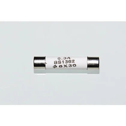 Bezpiecznik do kuchenki mikrofalowej 6,3 A 6,3 x 32 mm RS/064-32