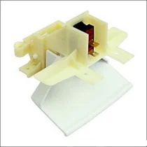 Zestaw zamykający drzwi do zmywarki Ariston / Indesit / Hotpoint / Whirlpool C00075736 482000027361