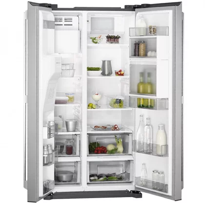 Śruba montażowa do lodówki Electrolux / AEG 53044556495