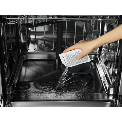 Odkamieniacz 3w1 do pralki i zmywarki Electrolux M2GCP120 600 g 9029804417