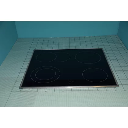 Płyta ze szkła ceramicznego do kuchenki lub płyty grzejnej Amica 9059628