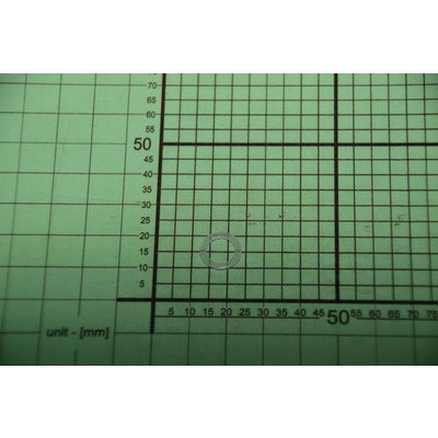 Element dystansowy