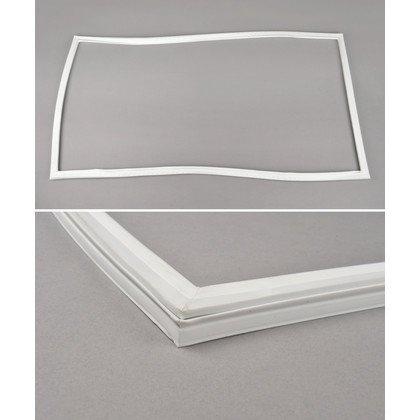 USZCZELKA M-10 1048*544 (12034)