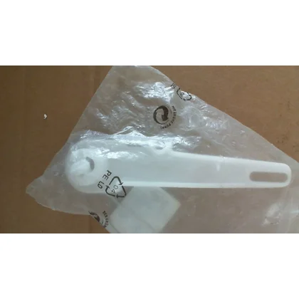 Ramię sterujące szuflady dozownika do pralki Whirlpool / Indesit / Ariston / Hotpoint 481232138031 C00488629