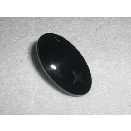 Przycisk iskrownika do kuchni gazowej Whirlpool / Indesit / Ariston / Hotpoint czarny 481227618336 C00373666