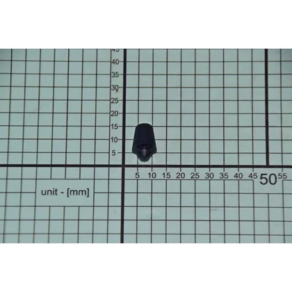 Zderzak nakrywy metalowej do kuchenki Amica czarny h=9 mm 8064706