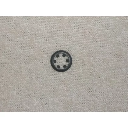Pierścień sworzenia zawiasu drzwi zmywarki Ariston / Indesit / Hotpoint / Whirlpool LI680DUO 6 mm C00058776 482000022656
