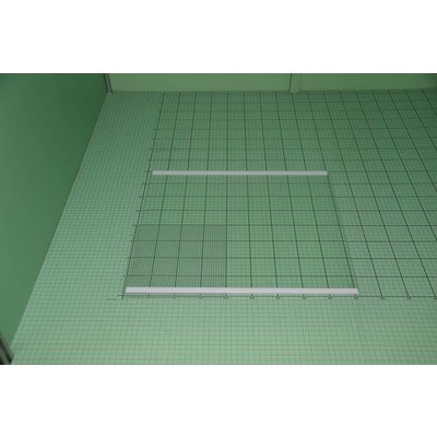 1045294 Półka szklana z ramką biała AMICA