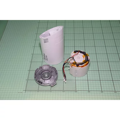 Zespół akumulatora z korpusem do odkurzacza bezprzewodowego Amica VM 7050 1076366
