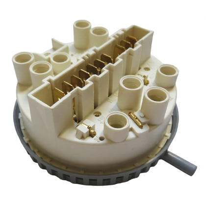 Hydrostat 3-zakresowy do pralki Ariston / Indesit / Hotpoint / Whirlpool C00051731 488000051731