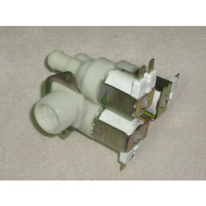 Elementy elektryczne do pralek r Elektrozawór trójdrożny do urządzeń AGD 90° 13,5 752-5