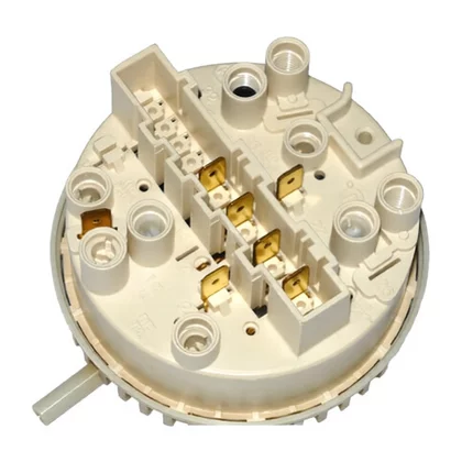 Hydrostat 2-zakresowy do pralki Ariston / Indesit / Hotpoint / Whirlpool C00033039