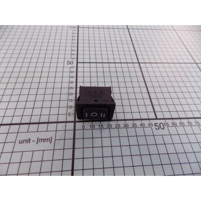 Przycisk włącznika silnika (1016128)