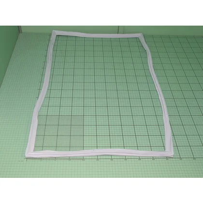 Uszczelka magnetyczna drzwi chłodziarki Amica 80 x 52 cm