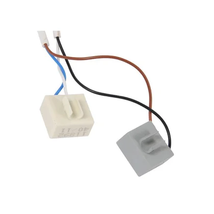 Wyłącznik termiczny do chłodziarko-zamrażarki Electrolux / AEG 2426484164
