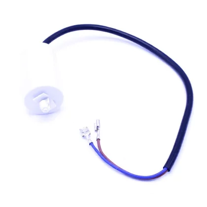 CN136232X BEKO Kondensator do lodówki Beko 4 µF 450 V 4121072386
