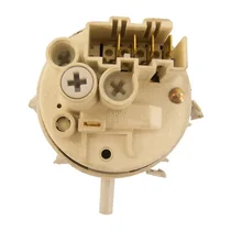 Elementy elektryczne do pralek r Hydrostat do pralki ładowanej od góry Ariston / Indesit / Hotpoint / Whirlpool C00083903 482000027606