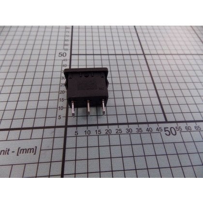 Przycisk włącznika silnika (1016128)