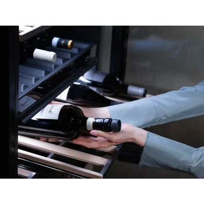 Korki próżniowe do wina Electrolux / AEG EVWC1
