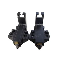 Elementy elektryczne do pralek r Lewy szczotkotrzymacz do silnika pralki Whirlpool / Indesit / Ariston / Hotpoint CESET 5 x 13,5 x 35 mm 481931088529 C00312014