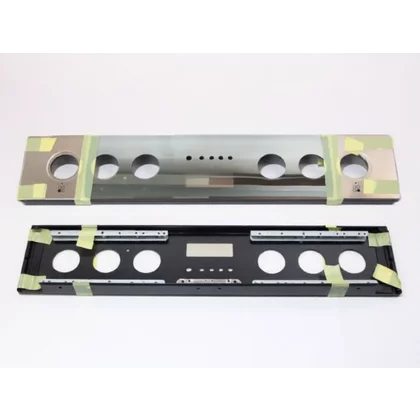 Elementy obudowy Panel przedni do piekarnika lub kuchni Gorenje / Hisense 691271