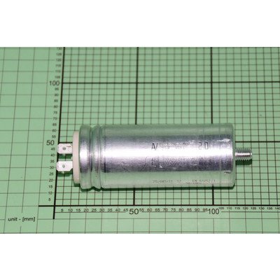 AWD82LC Kondensator 20uF-A SINIFI-M8 suszarki AWD82LC Amica (1044079)