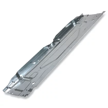 Blacha zamknięcia cokołu do zmywarki Electrolux / AEG 1526314065