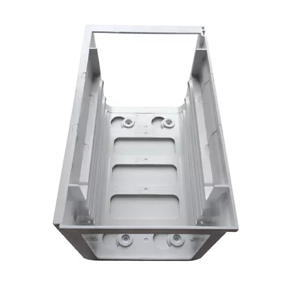 Półki na plastikowe i druciane r Kostkarka do lodówki Whirlpool 481240438733 C00329014