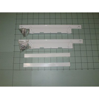 Elementy do zabudowy,2 drzwi do chłodziarko-zamrażarki Amica 2009 (1944024)