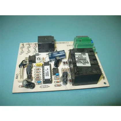 Płytka z elementami elektronicznymi do okapu Amica 1004971