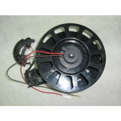 Zwijacz przewodu do odkurzacza Zelmer / Bosch 2695100