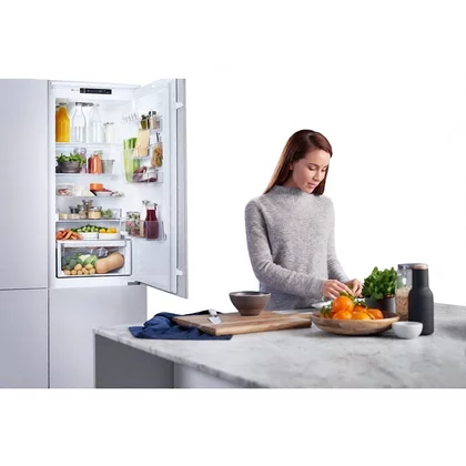 Rozsuwalna półka z tacką do lodówki Electrolux / AEG