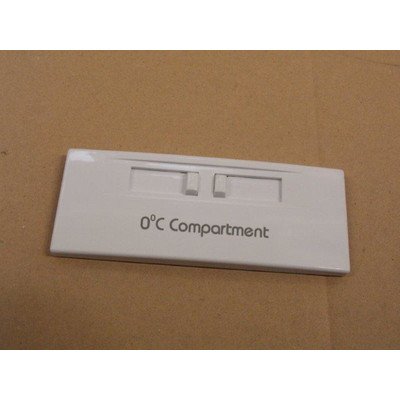 Pokrywka przednia do chłodziarko-zamrażarki Amica (1022613)