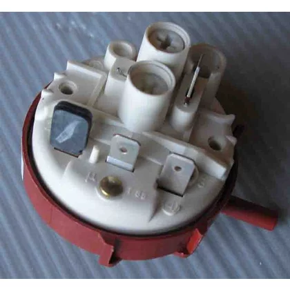 Elementy elektryczne do pralek r Presostat hydrostat do pralki Amica 1022254