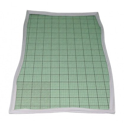Uszczelka magnetyczna drzwi chłodziarki Amica 80 x 52 cm