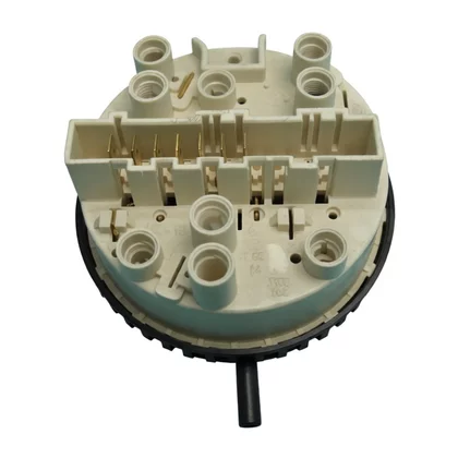 Elementy elektryczne do pralek r Presostat 2+1 poziomu do pralki Amica 1003118