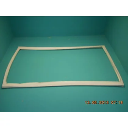 Magnetyczna uszczelka drzwi zamrażarki Amica 1121 x 525 mm 1030641