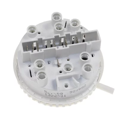 Przełącznik ciśnieniowy do pralki Electrolux / AEG AE+AE 1322531607