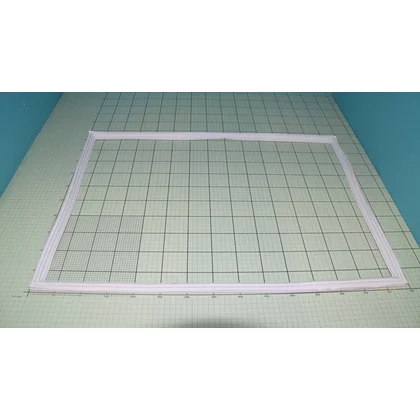 Uszczelka drzwi zamrażarki Amica 710 x 490 mm 1037601