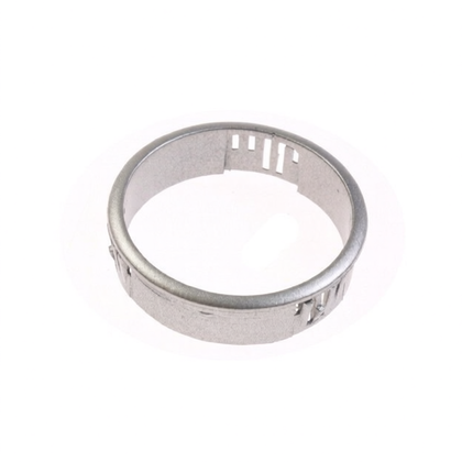 Pierścień pokrętła do piekarnika Whirlpool srebrny 481252888106 C00313222