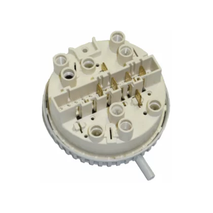 Hydrostat poziomu wody do pralki Whirlpool / Indesit / Ariston / Hotpoint 481927128544 C00620485