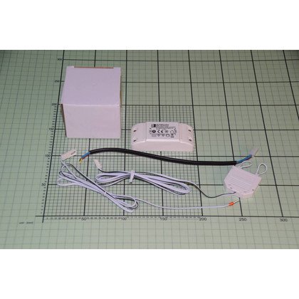 Oprawa halogenowo diodowa kompletna z transformatorem (1017409)